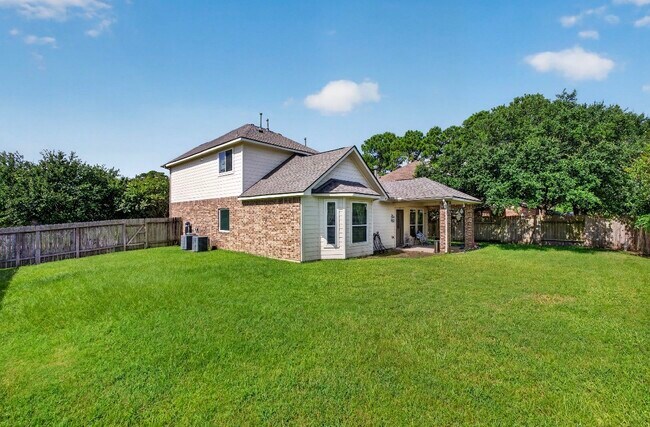 Building Photo - 16026 Rustlers Trail Ln