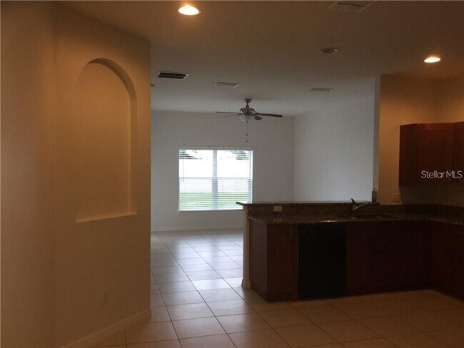 Building Photo - 1712 Ribbon Falls Pkwy