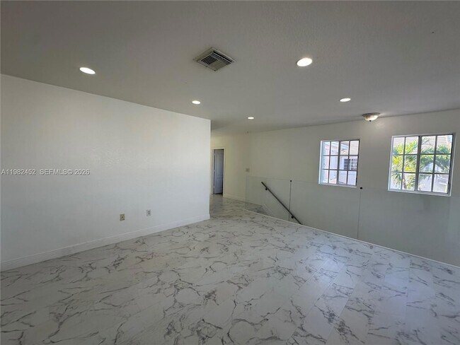 Building Photo - 27866 SW 142nd Ave