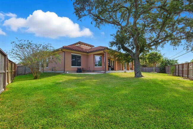 Building Photo - 914 Quintana Roo Pl