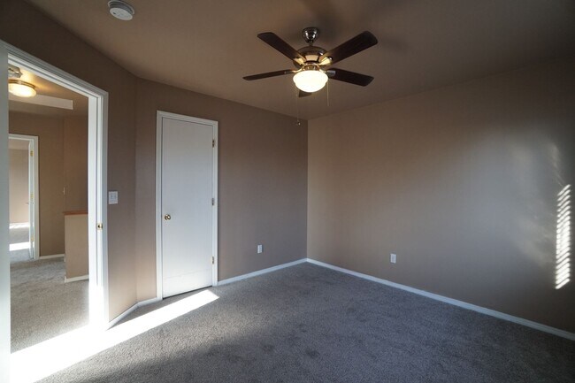 Building Photo - 3411 MacGregor Dr