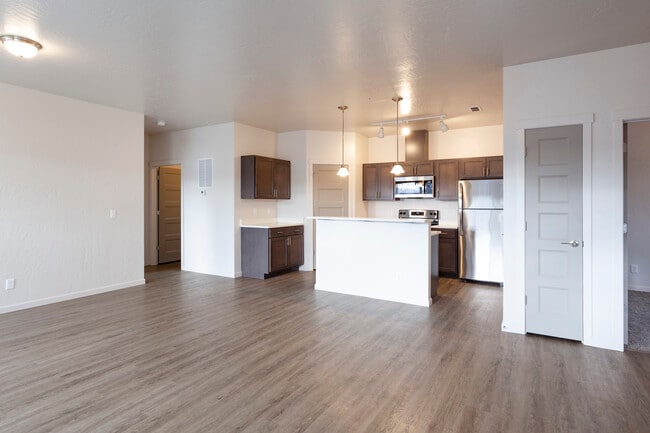 Building Photo - Centennial Pines