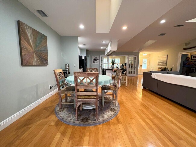 Building Photo - Palm City Home with Dock and Lift