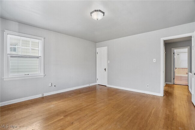 Building Photo - 2292 S Overlook Rd