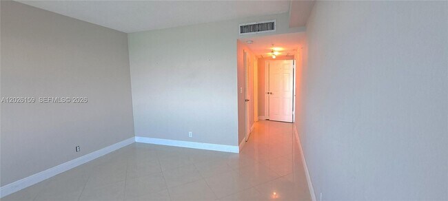 Building Photo - 2501 S Ocean Dr