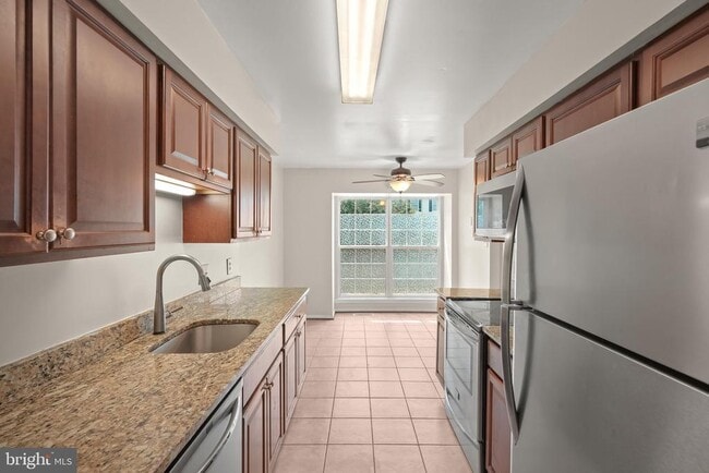 Building Photo - 12405 Gooderham Way