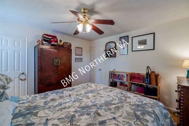Building Photo - 108 N George Mason Dr