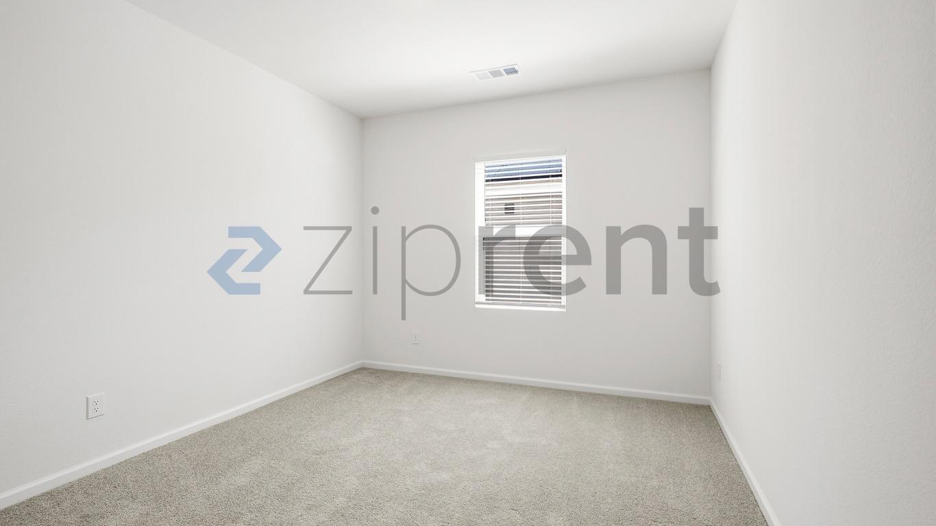 Building Photo - Unit