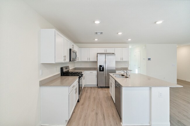Building Photo - 3366 La Cura Ave