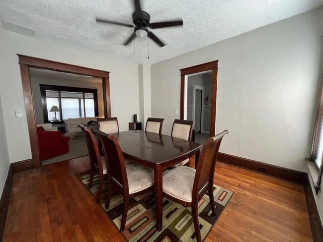 Building Photo - 357w9th