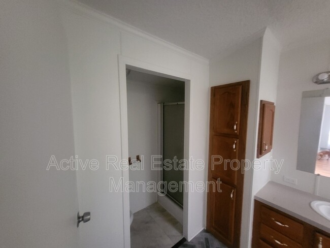 Building Photo - 2211 Dort Hwy