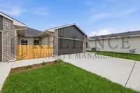 Building Photo - 202 N Gowen St