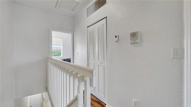 Building Photo - 771 SW 148th Ave