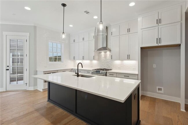 Building Photo - 1009 Fendley St
