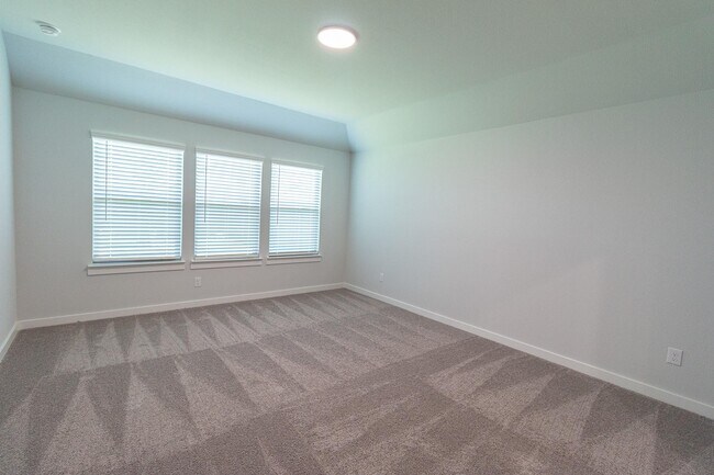 Building Photo - 3603 Ray Roberts Dr