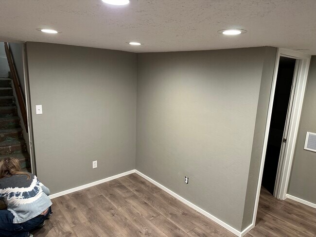 Building Photo - 264 36th St