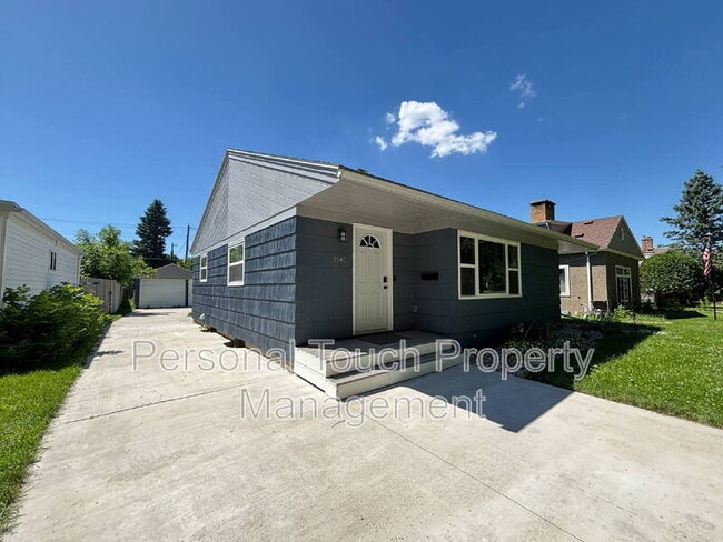 Building Photo - 1541 10th St S