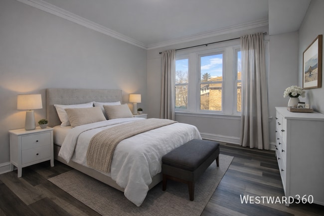 Building Photo - 6704 S Wood St