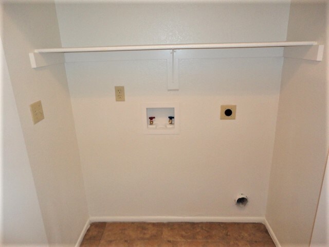 Building Photo - 2306 N 88th Ave