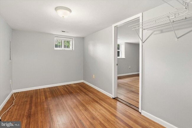 Building Photo - 1431 N Fillmore St