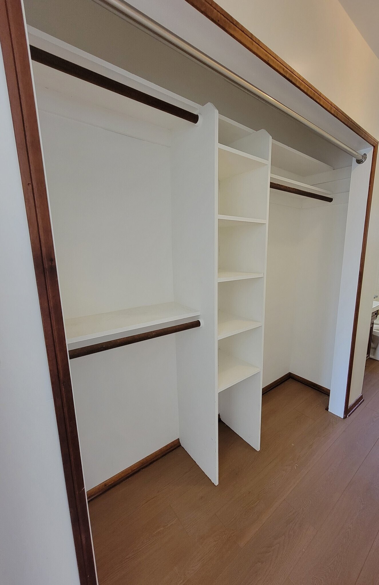 Building Photo - 7247 Allott Ave