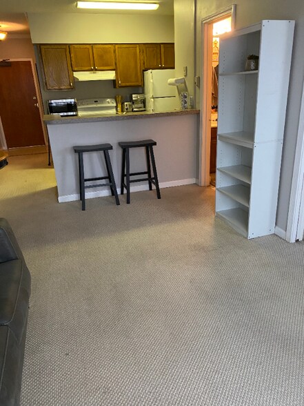 Building Photo - 2009 Greene St