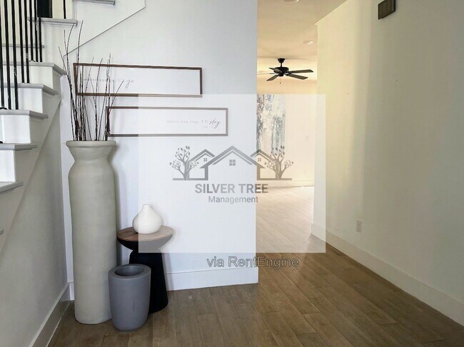 Building Photo - 9073 Quarry Hill Ct