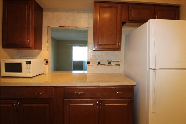 Building Photo - 5509 Fountain Lake Cir