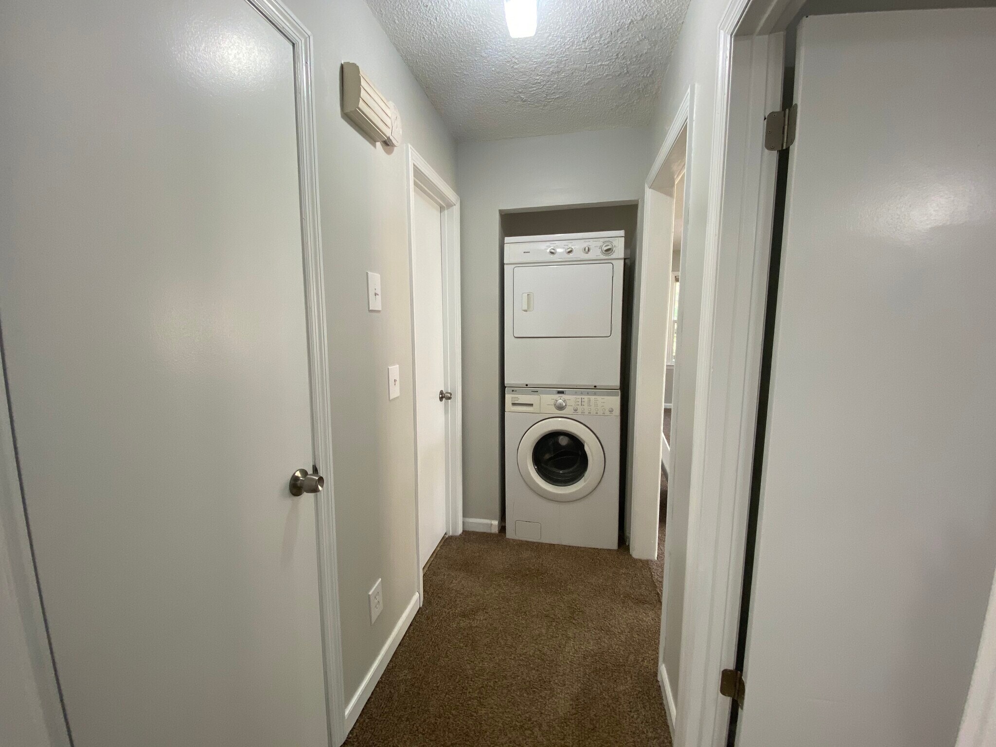 Building Photo - 195 N Etowah Dr