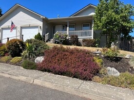 Building Photo - 312 G St SW #A