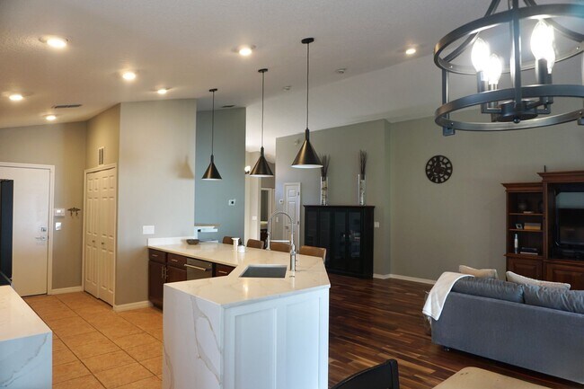 Building Photo - 9991 Brodbeck Blvd