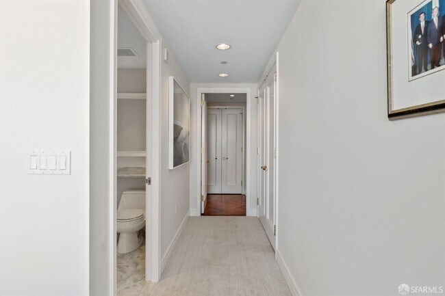 Building Photo - 765 Market St