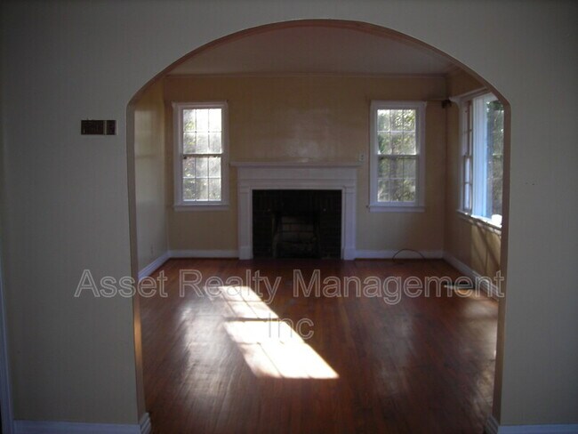 Building Photo - 120 Holston Ct