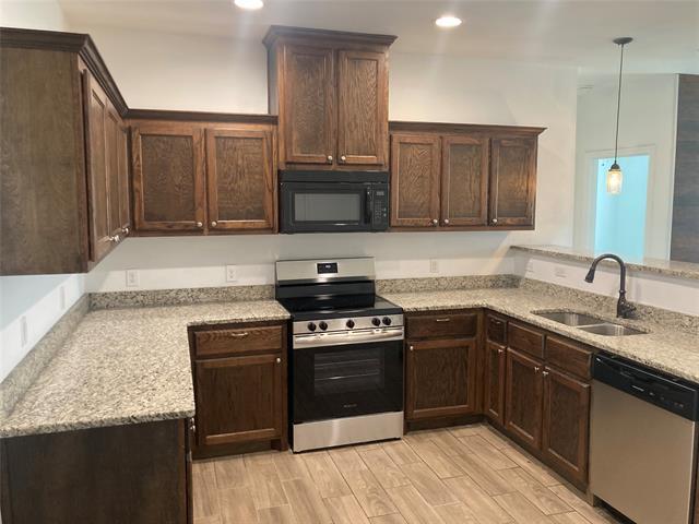 Building Photo - 4811 Henry St