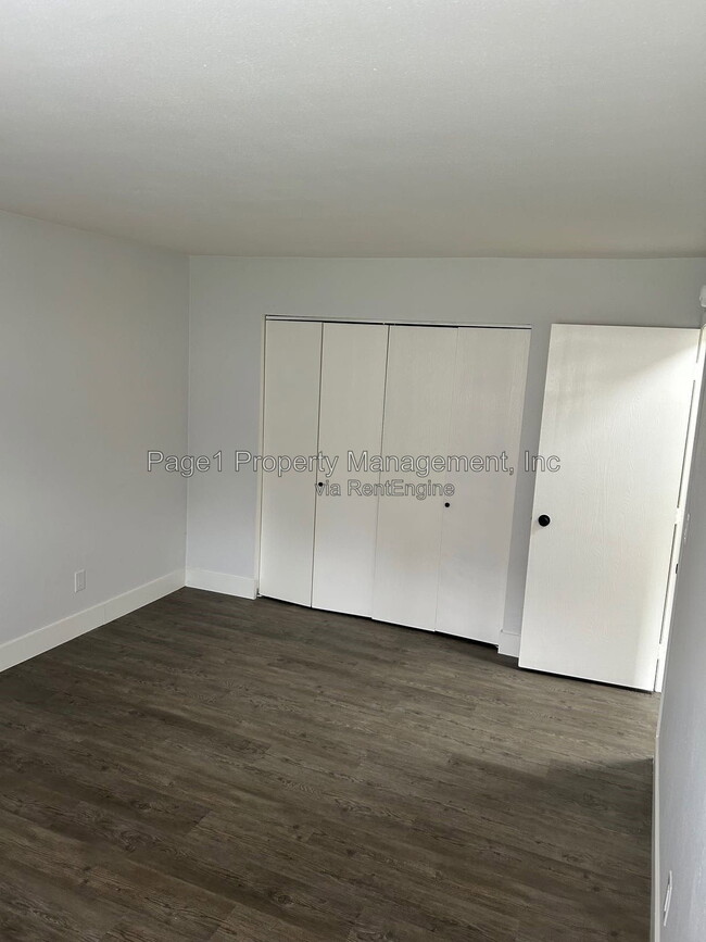Building Photo - 3807 Sage Dr