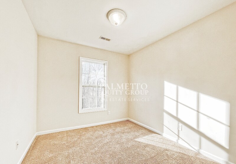 Building Photo - 4445 Baylor St