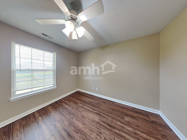 Building Photo - 4383 Arlington Cir