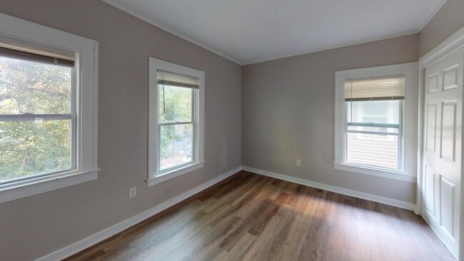 Building Photo - 116 Ridgeway Ave