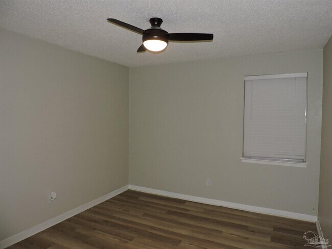 Building Photo - 830 Calhoun Ave