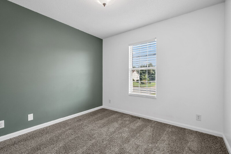 Building Photo - 2413 Egret Dr