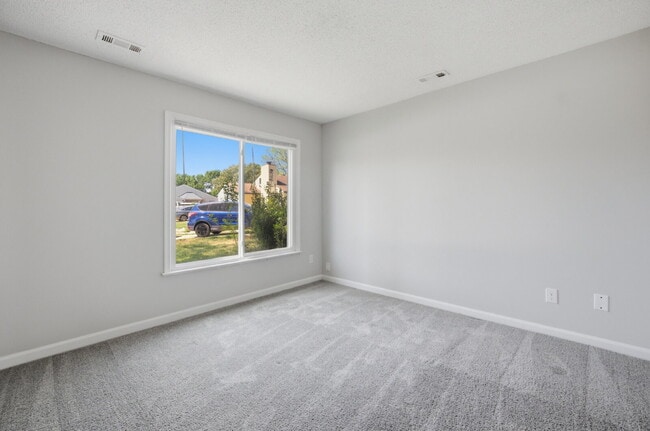 Building Photo - 3 BEDROOM RANCH HOME WITH GARAGE FOR RENT IN CENTRAL VIRGINIA BEACH!