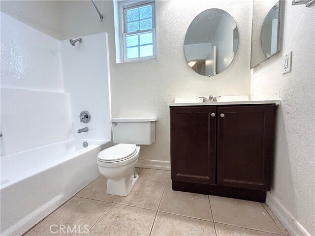 Building Photo - 3214 Canary Ct
