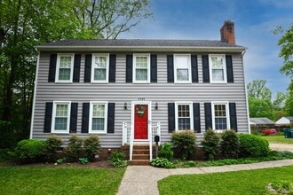 Building Photo - 2405 Kenmore Rd