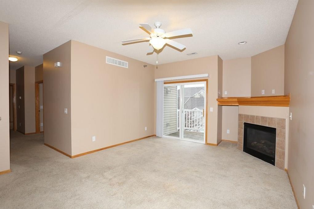 Building Photo - 2323 E Porter Avenue #86
