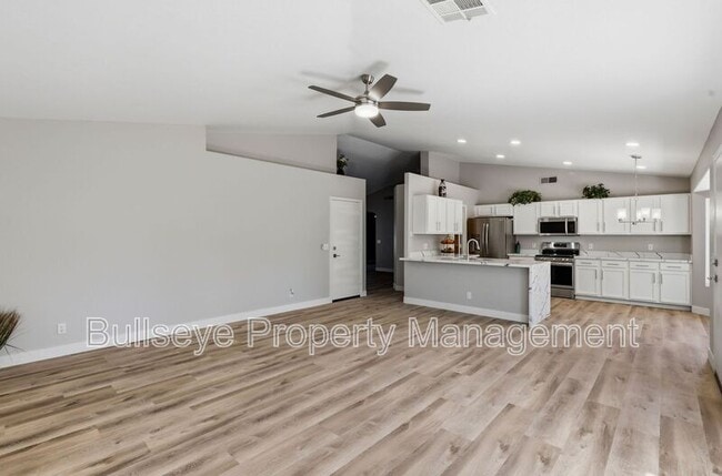 Building Photo - 2163 S Tucana Ln