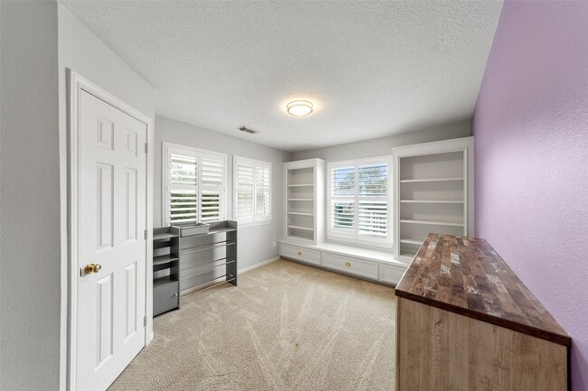 Building Photo - 1116 River Ct