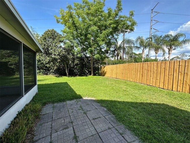 Building Photo - 332 Morning Glory Dr