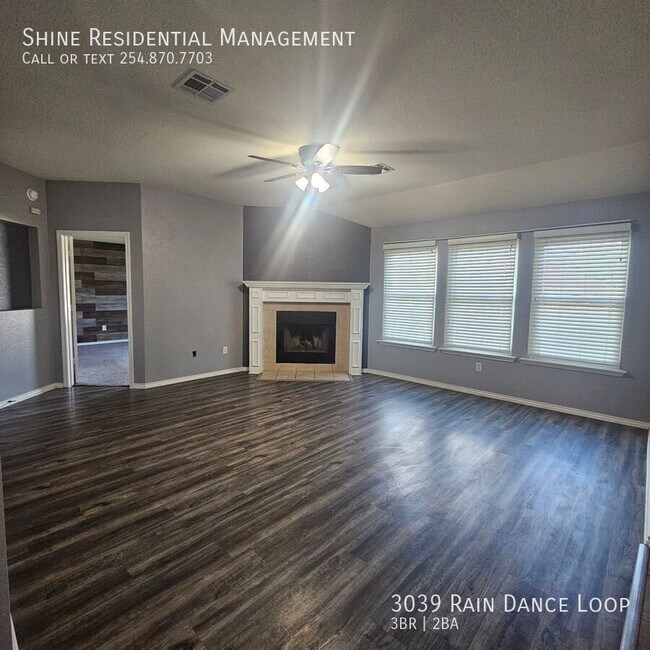 Building Photo - 3039 Rain Dance Loop