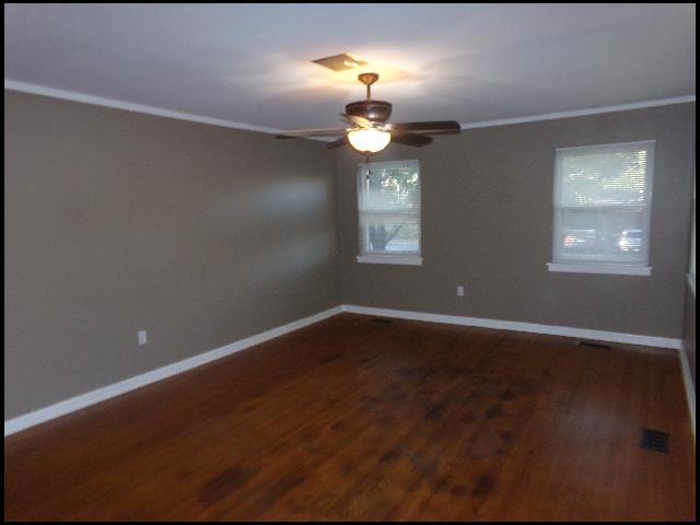 Building Photo - 17 S Avalon Dr