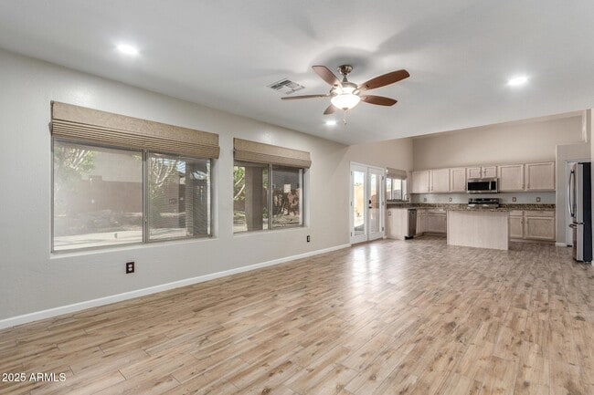 Building Photo - 2500 S Sunnyvale Ave